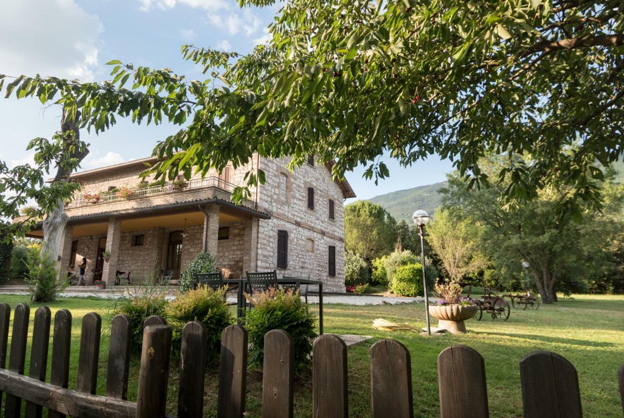 Agriturismo Il Giardino Dei Ciliegi Passaggio di Assisi Zewnętrze zdjęcie
